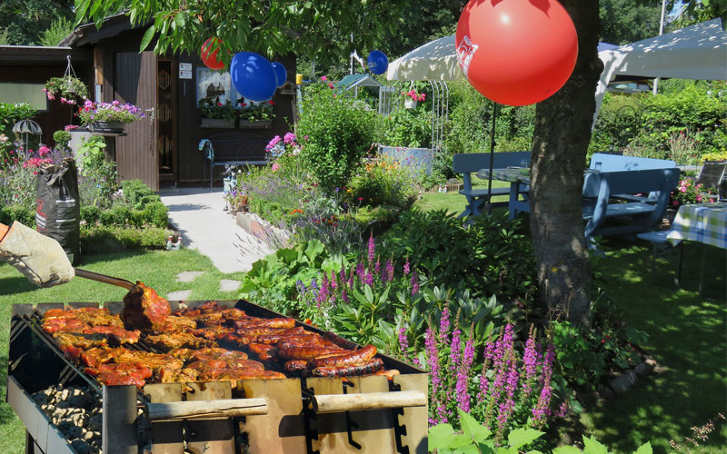 How to Throw an Eco-Friendly Barbecue Party